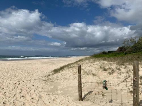 NORTH BYRON BEACH HOUSE Surf Sun Sand in New Brighton