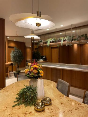 Housez Suites & Apartments Special Class - image 12