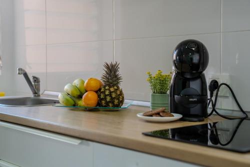 Central Los Cristianos Apartment with Pool Near Beach - Cris Sol 3