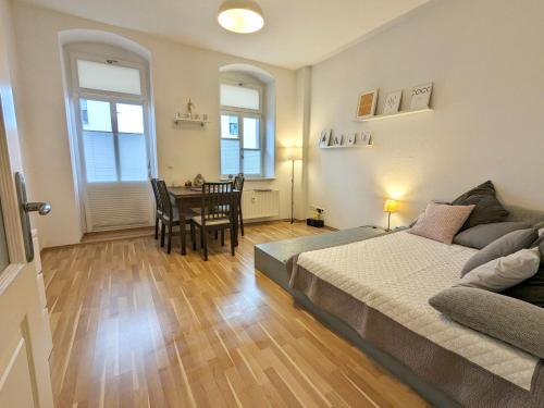 Ruhige 65 qm Wohnung mit Balkon & Parkplatz - 10 Min Neustadt, Дрезден (фото 4)