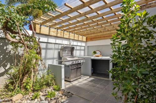 Enchanted Hideaway with Private Pool in لوكويللو