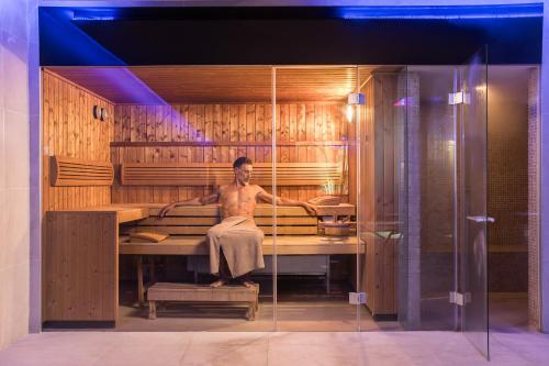 Mac Puerto Marina Benalmádena - image 10