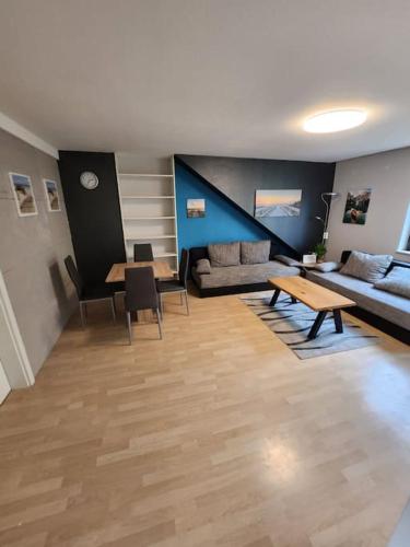 Monteurwohnung in Marl - Lipper 27 - DG in 馬爾