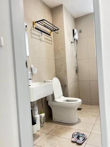 Cozy Kenwingston Platz KL 2-5 Pax2BR&2BR Pakin Netflix 1306, Kuala Lumpur (photo 2)