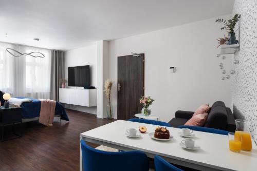 Apartment image 5