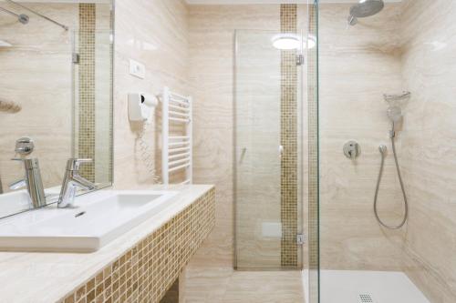 Hotel Vegov Hram Room Type - Double Room Hotel Vegov Hram Room Type - Double Room