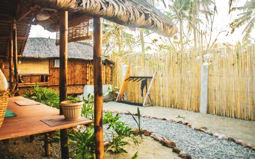 Duon Baler - Seconds from Sabang beach, your peaceful escape Duon Baler - Seconds from Sabang beach, your peaceful escape