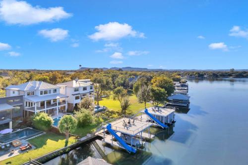Lakeside 499 and Concierge Services in Kingsland, USA