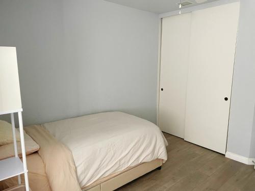 Brand New Single House sharing 2 Bedrooms in Rancho Cucamonga, USA
