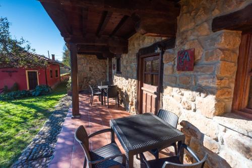 Exterior view, Casa Tenada in Pilona