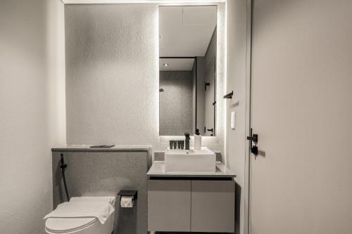 Serene Studio Apartment in MAG 900 - Allsopp & Allsopp, Dubai (foto 10)