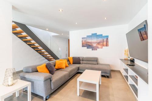 The Orange House, Barcelona, Luxury Villa in Montgat