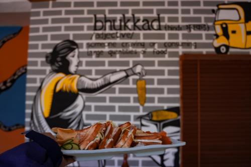 Ēdiens un dzērieni, The Rustic Jibhi - Backpackers Hostel in Jibhi