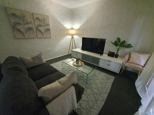 North Melbourne Retreat - Melbourne North Melbourne Retreat - Melbourne