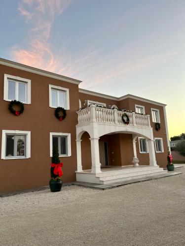 VILLA SILVIA - FUNTANA