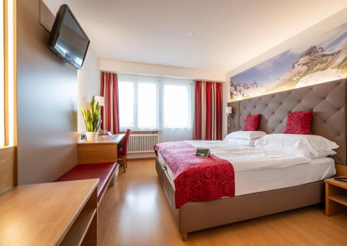 2 twin beds