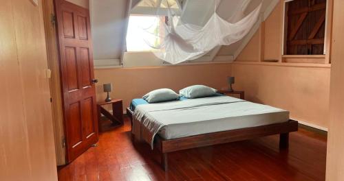 Mountain Breeze Home Rentals in Portsmouth