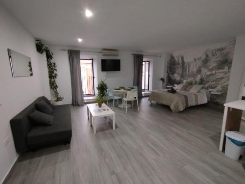 Ronda Suites Rondena 3-Star Guesthouse suite