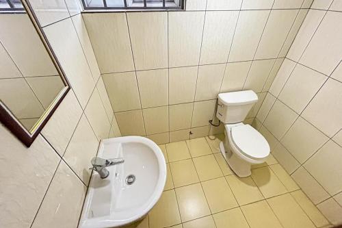 Two-Bedroom Townhouse image 3