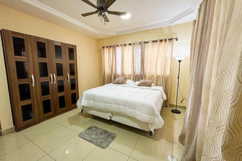 One-Bedroom House image 1