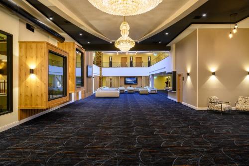 ردهة, Oaks Hotel  (Oaks Hotel) in مجدل شمس