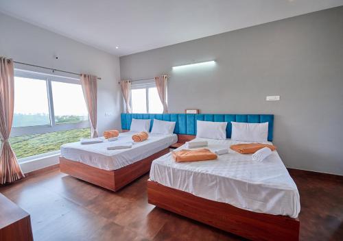 2 bedrooms, 3 beds
