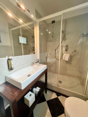 Hotel Fenix - image 5