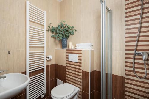 Deluxe Apartment image 1