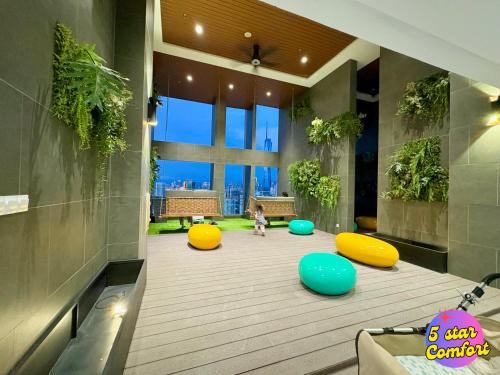 Sky Pool Suites KL Sentral - Riveria City in Kuala Lumpur