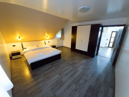 Goodvibes 3 bedrooms rezidence near Iași International Airport