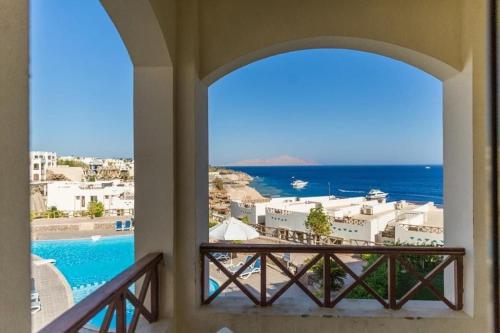 sharks bay oasis aqua park in ชาร์ม เอล-ชีค