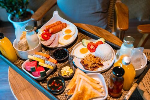 Food and beverages, Salty And Sunny Koh kood in Ao Phrao