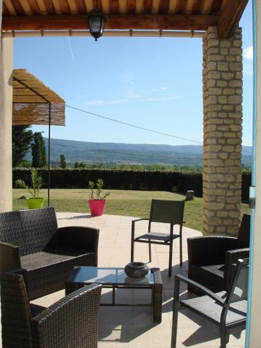 house in the countryside in the luberon with beautiful view and private swimming-pool close to bonnieux in Provence - 8 personnes, Bonnieux (Foto 8)