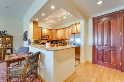 1 Mi to Skiing Mtn-View Condo in Angel Fire! detail