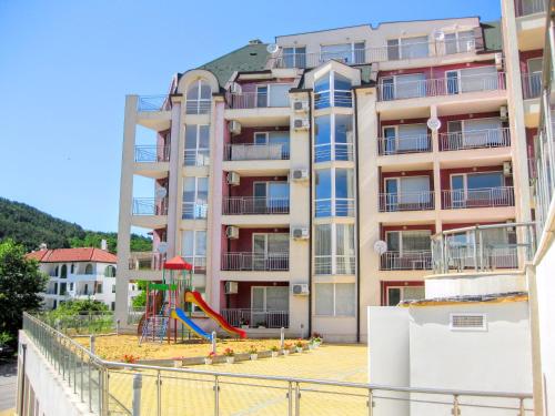 Каварна Хилс Апартаменти - Kavarna Hills Apartments