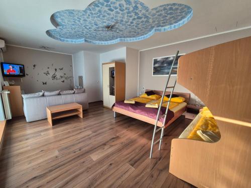 1 queen bed, 1 bunk bed, 1 sofa bed