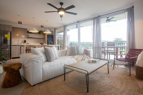 Tasteful View 2BR Condo E31 at Playa Venao in Las Escobas del Venado