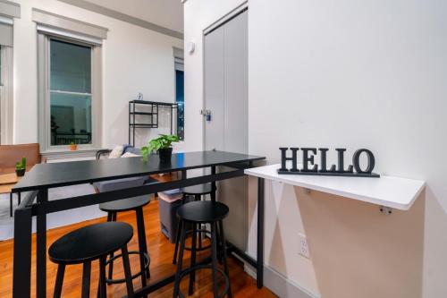 Bright and Modern Studio in Louisville # 406 in Louisville, USA