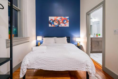 Bright and Modern Studio in Louisville # 407 in Louisville, USA