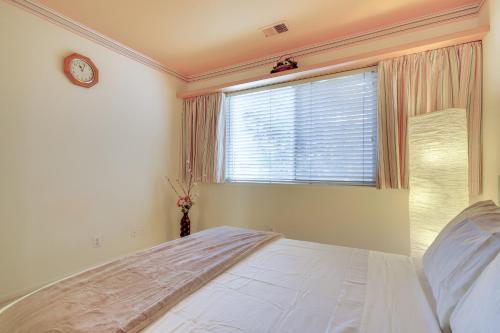 Centrally Located Home with Yard in Hayward!