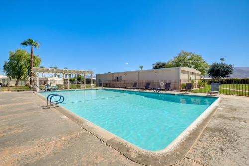 Golf Course On-Site Peaceful Condo in Palm Desert in Palm Desert, USA