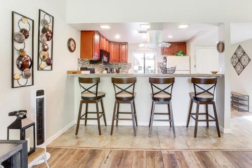 Golf Course On-Site Peaceful Condo in Palm Desert in Palm Desert, USA