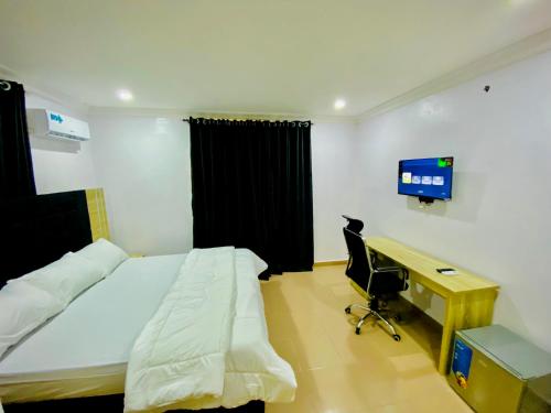 Guestroom, Lagos Peninsula Homes in Lekki