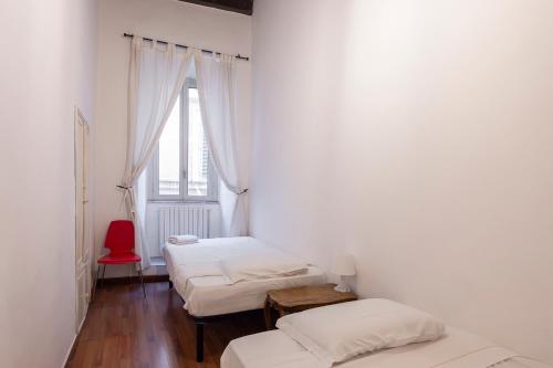 Piazza Navona Charming Large Apartment, Rzym (zdjęcie 9)