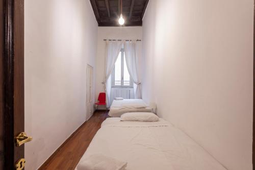 Piazza Navona Charming Large Apartment, Rzym (zdjęcie 6)