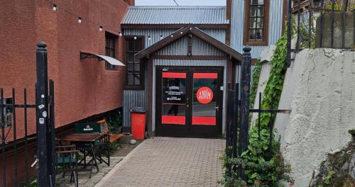 출입구, Anum Hostel in 우수아이아