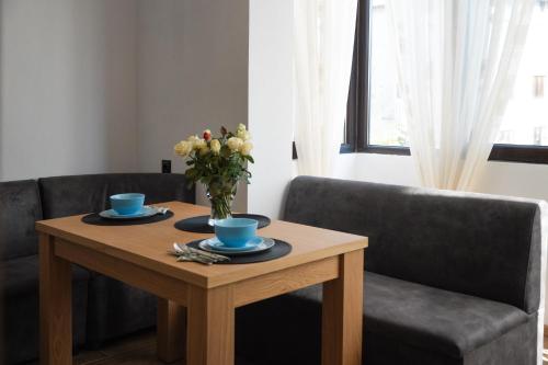 2 Bed Apt - Sleeps 4 Terrace & Pet Friendly, Sandanski