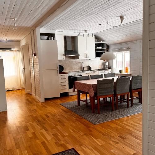 virtuve, Molnbyggen Strand, Leksand in Styrsjobo