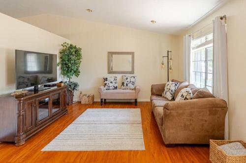 Beautiful home in Southwest Tucson near คาสิโน เดล โซล