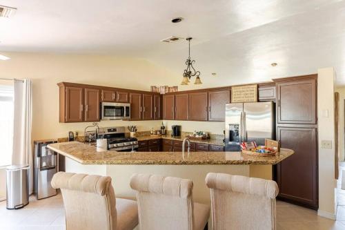 Beautiful home in Southwest Tucson near คาสิโน เดล โซล